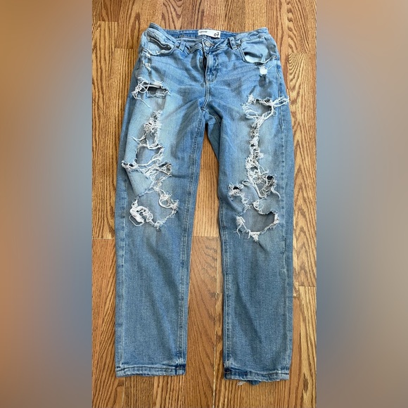 Garage Denim - Garage Girlfriend Jeans distressed size 7